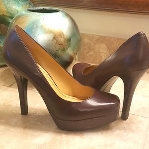 Nine West brown platform pumps